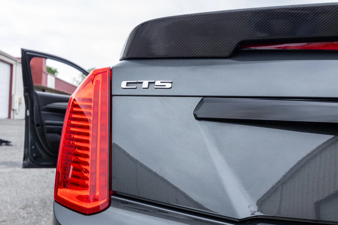 2017 Cadillac CTS-V 3rd Gen - Image 17 of 31