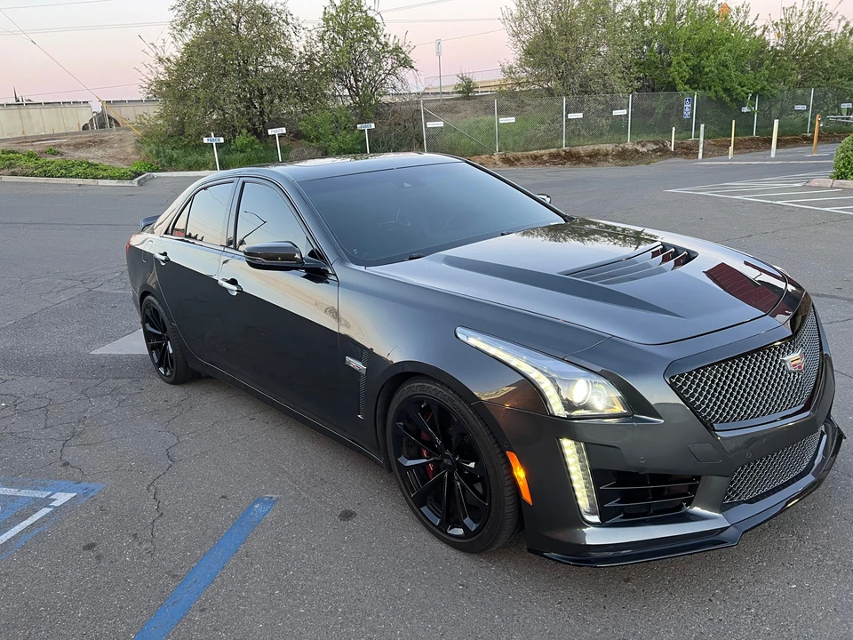 2017 Cadillac CTS-V 3rd Gen - Image 10 of 31
