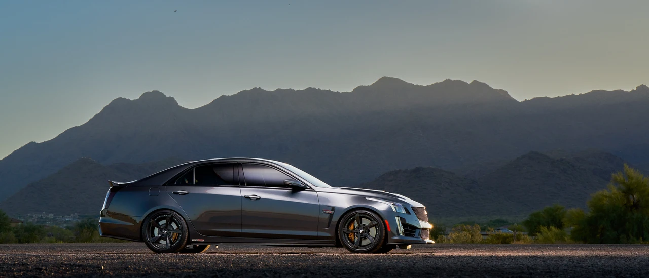 2017 Cadillac CTS-V 3rd Gen - Image 17 of 31