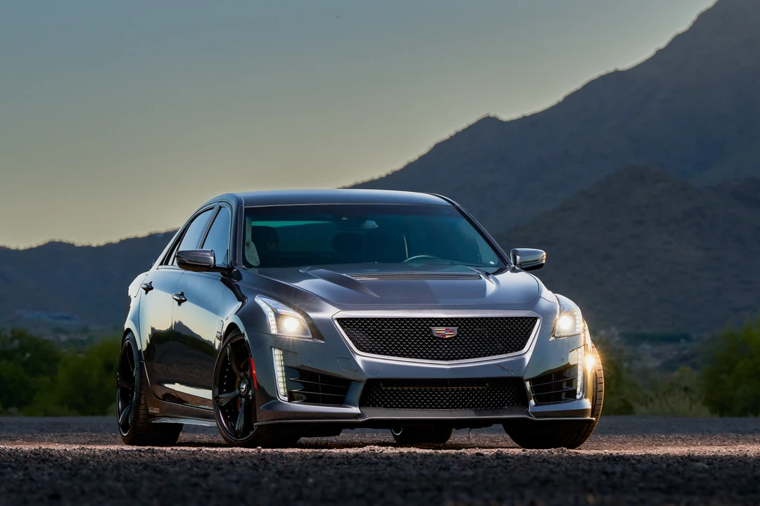 2017 Cadillac CTS-V 3rd Gen - Image 2 of 31