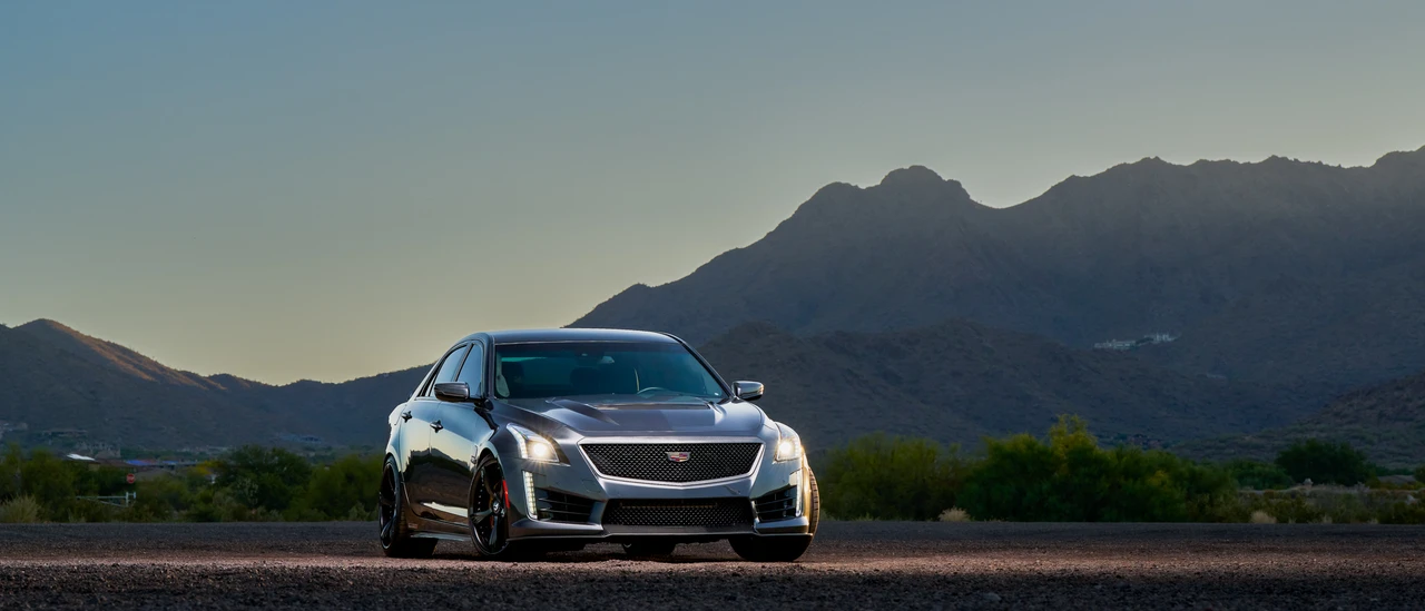 2017 Cadillac CTS-V 3rd Gen - Image 3 of 31
