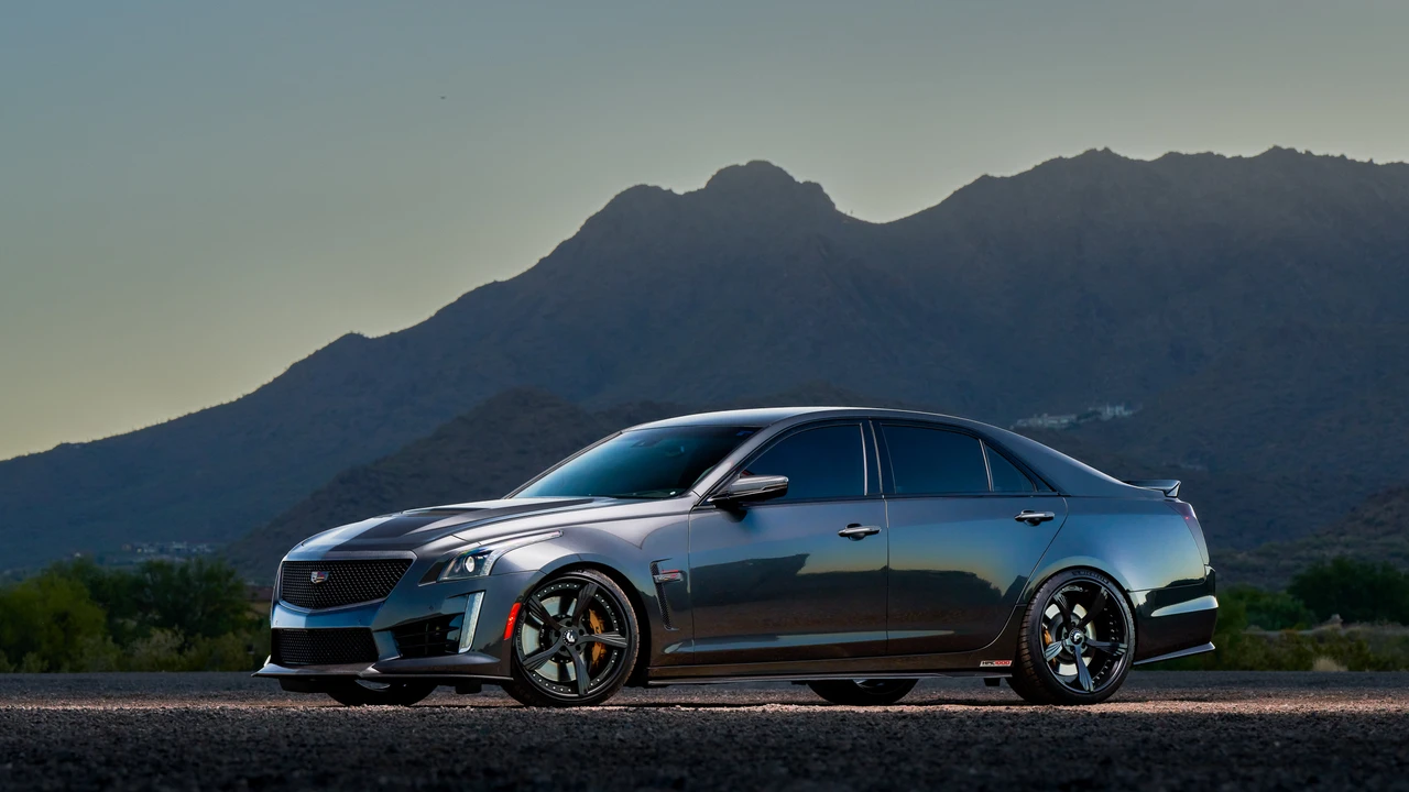 2017 Cadillac CTS-V 3rd Gen - Image 5 of 31
