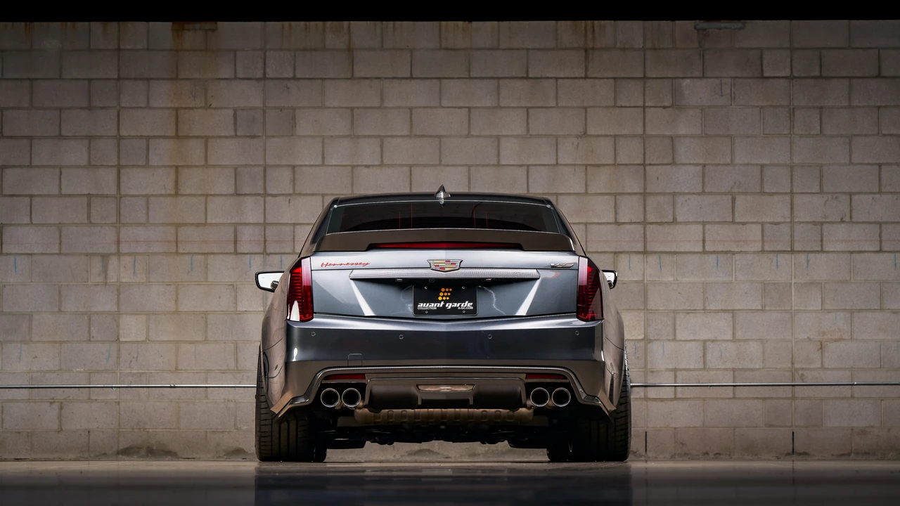 2017 Cadillac CTS-V 3rd Gen - Image 30 of 31