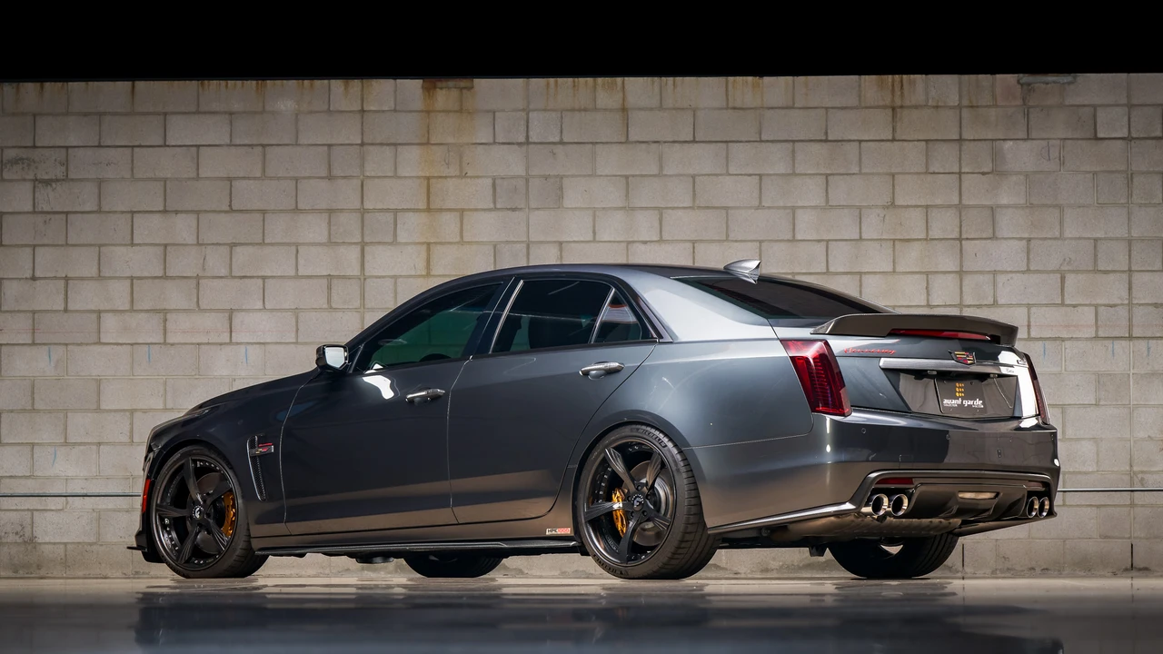 2017 Cadillac CTS-V 3rd Gen - Image 29 of 31