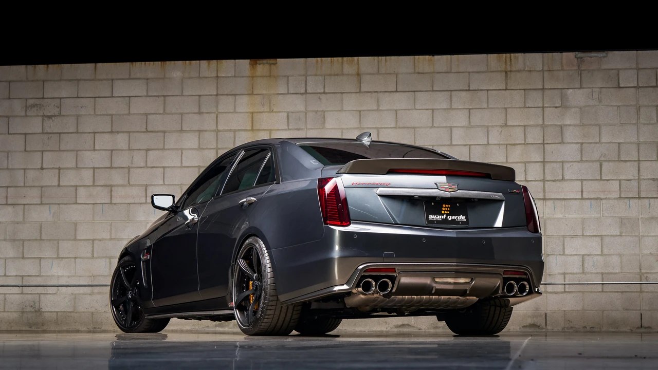 2017 Cadillac CTS-V 3rd Gen - Image 30 of 31