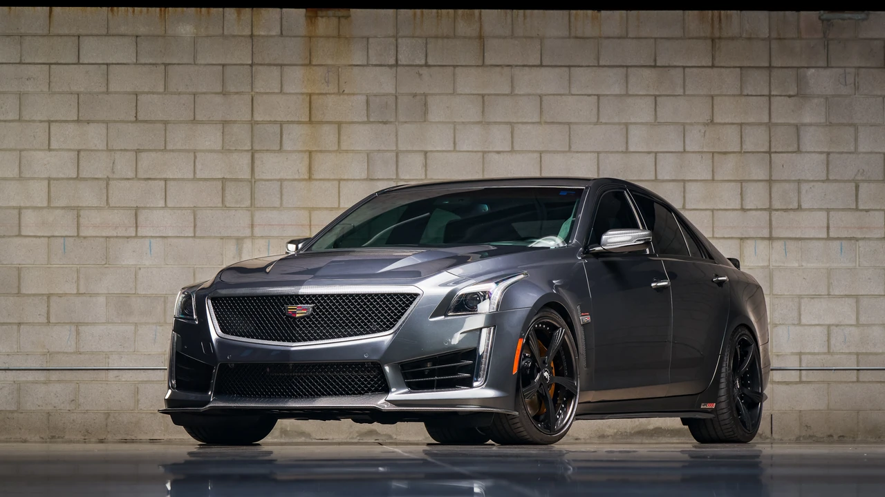2017 Cadillac CTS-V 3rd Gen - Image 25 of 31