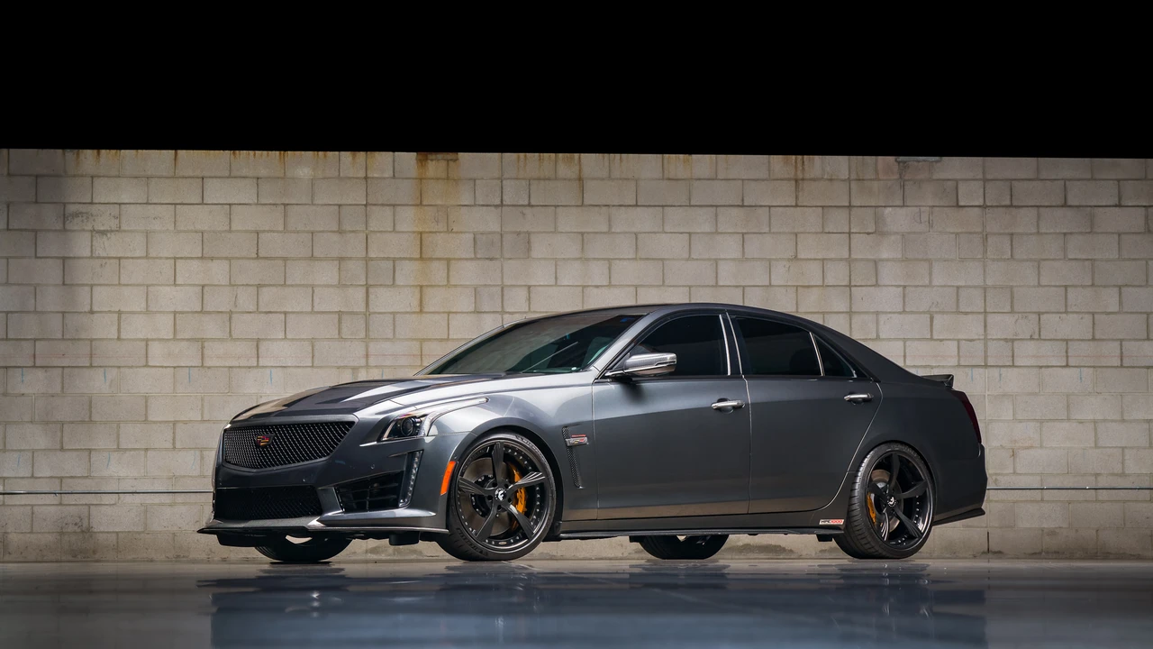 2017 Cadillac CTS-V 3rd Gen - Image 27 of 31