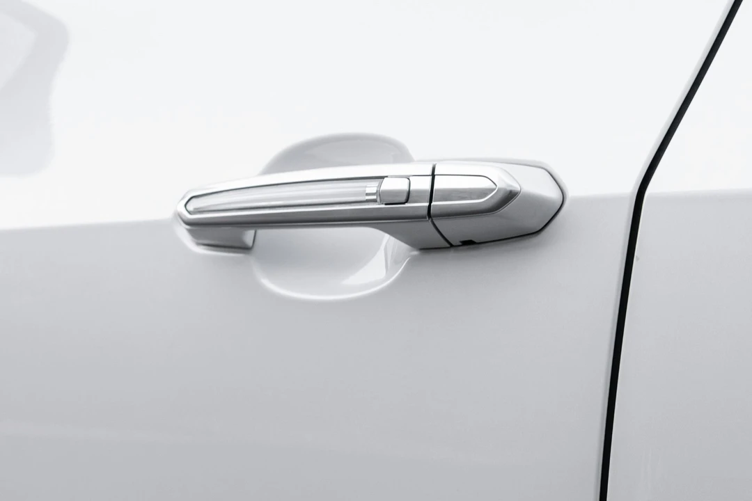 2017 Cadillac CTS-V 3rd Gen - Image 24 of 31