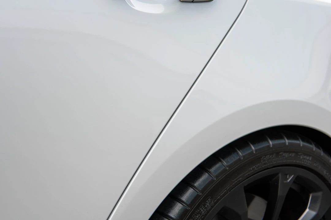 2017 Cadillac CTS-V 3rd Gen - Image 27 of 31
