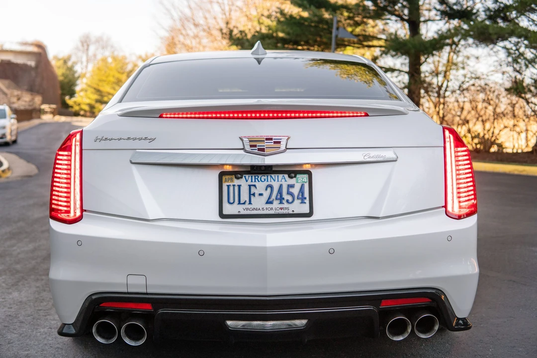 2017 Cadillac CTS-V 3rd Gen - Image 6 of 31