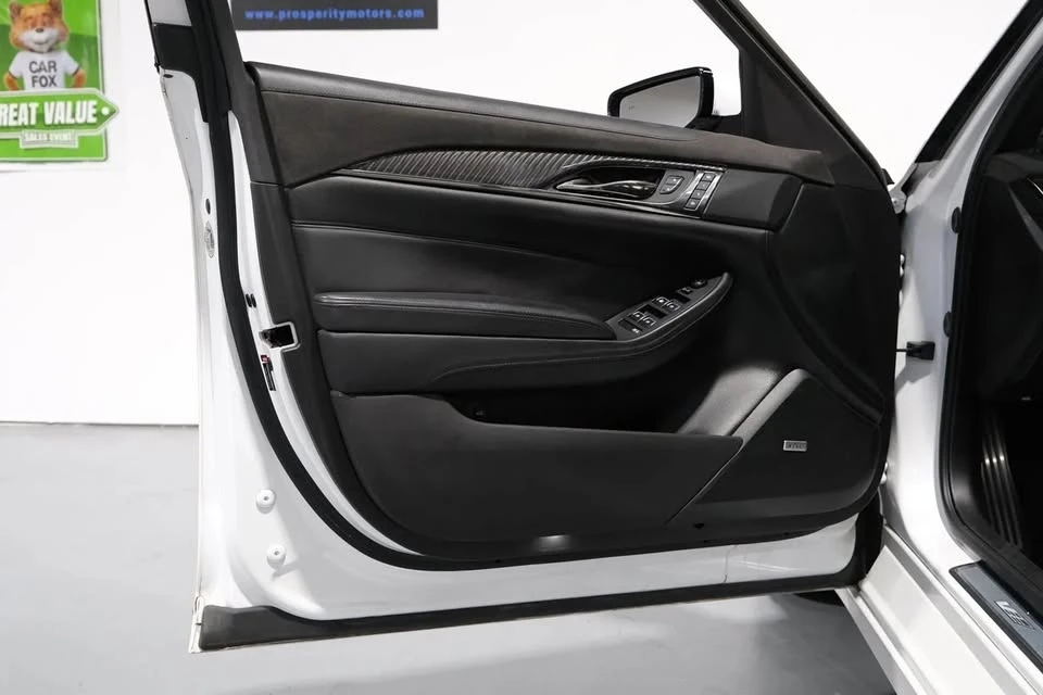 2017 Cadillac CTS-V 3rd Gen - Image 18 of 20