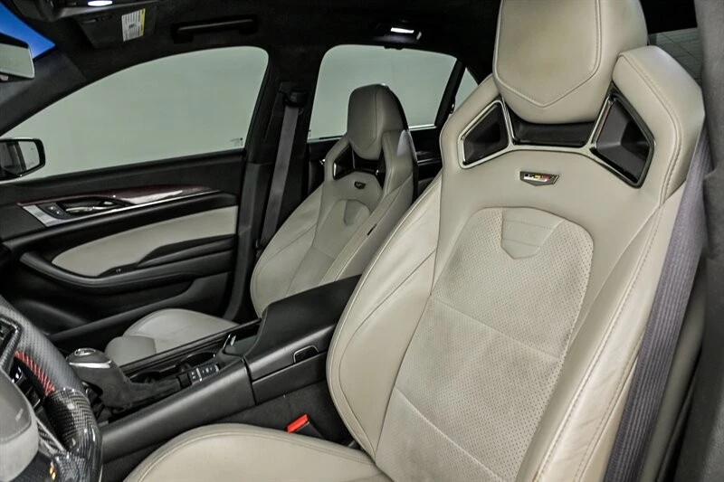 2017 Cadillac CTS-V 3rd Gen - Image 17 of 30