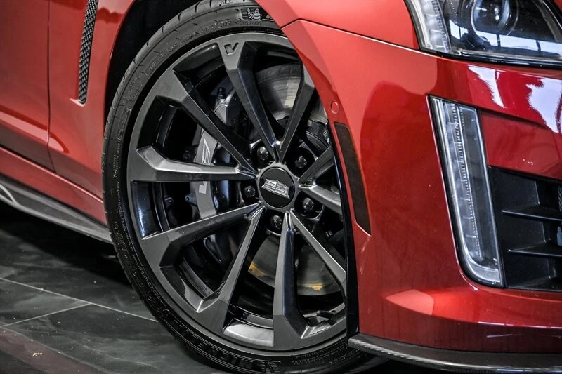 2017 Cadillac CTS-V 3rd Gen - Image 3 of 30