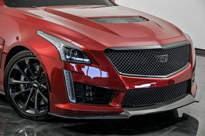 2017 Cadillac CTS-V 3rd Gen - Image 2 of 30
