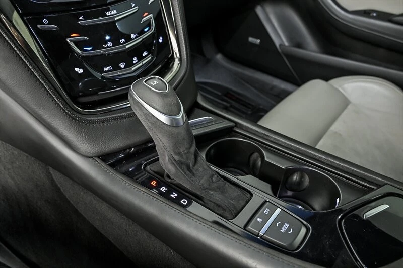 2017 Cadillac CTS-V 3rd Gen - Image 30 of 30