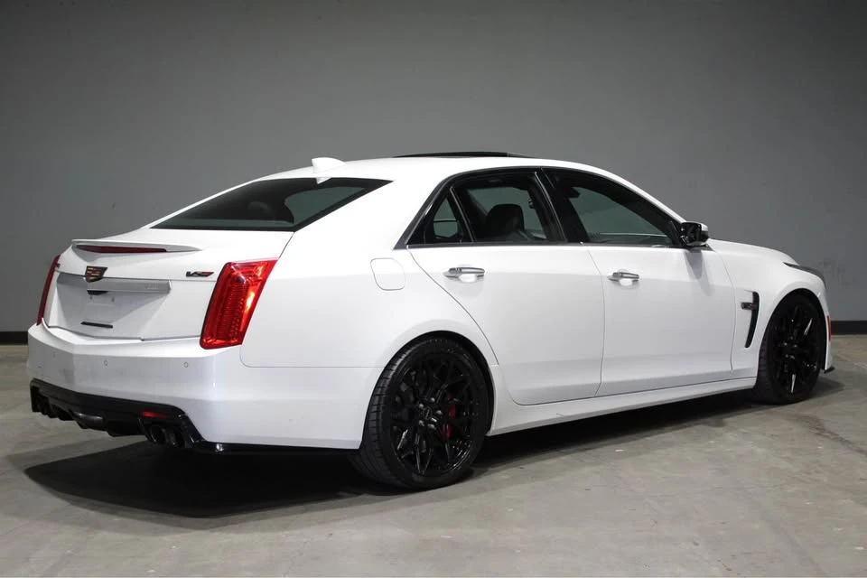2017 Cadillac CTS-V 3rd Gen - Image 7 of 7