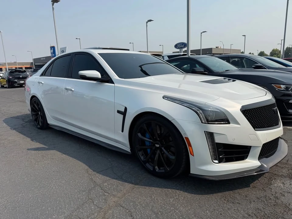 2017 Cadillac CTS-V 3rd Gen - Image 2 of 4