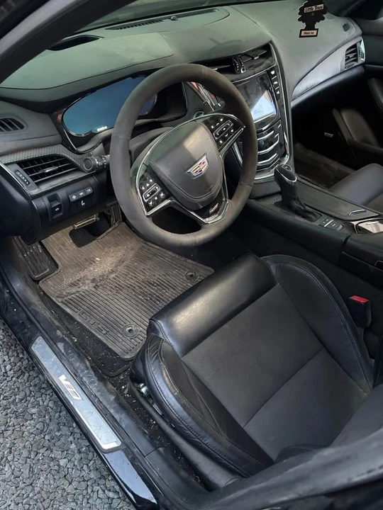 2017 Cadillac CTS-V 3rd Gen - Image 12 of 13