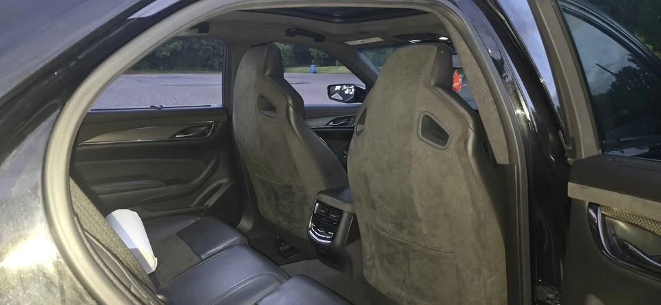 2017 Cadillac CTS-V 3rd Gen - Image 11 of 17