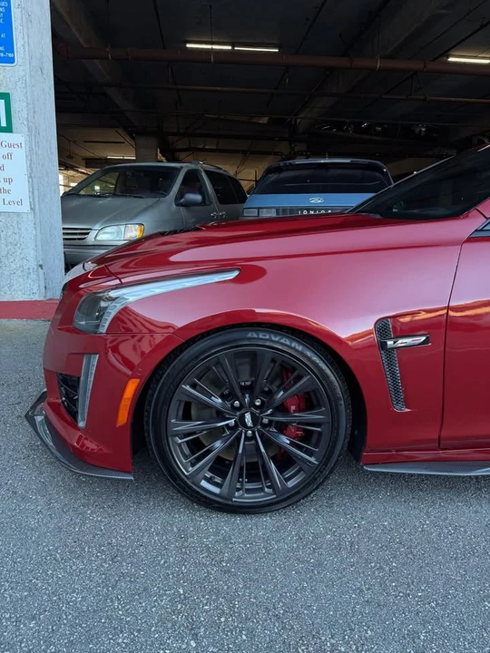 2017 Cadillac CTS-V 3rd Gen - Image 2 of 9