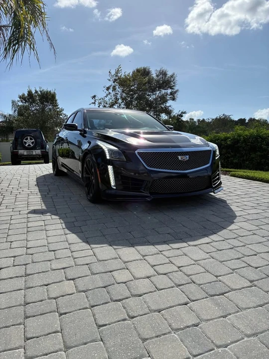 2017 Cadillac CTS-V 3rd Gen - Image 3 of 12