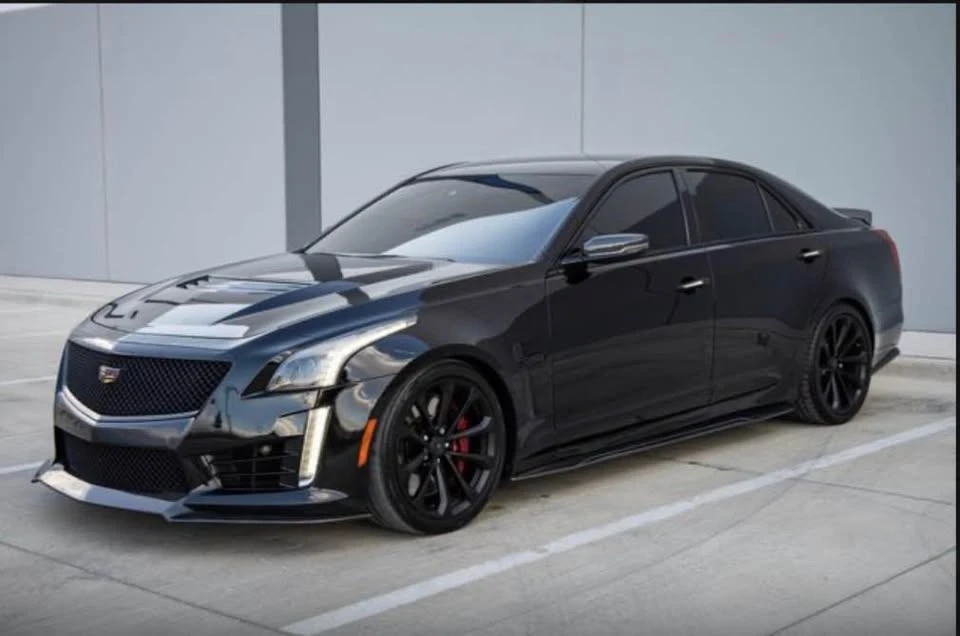 2017 Cadillac CTS-V 3rd Gen - Image 4 of 15