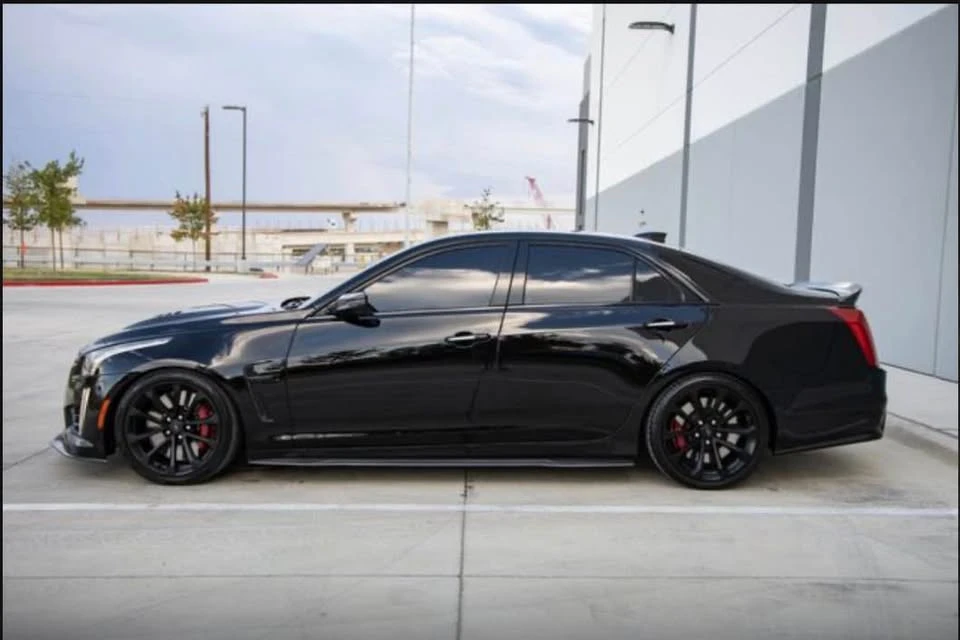 2017 Cadillac CTS-V 3rd Gen - Image 5 of 15
