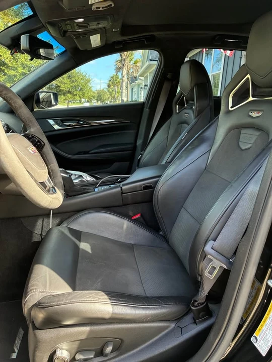 2017 Cadillac CTS-V 3rd Gen - Image 8 of 12