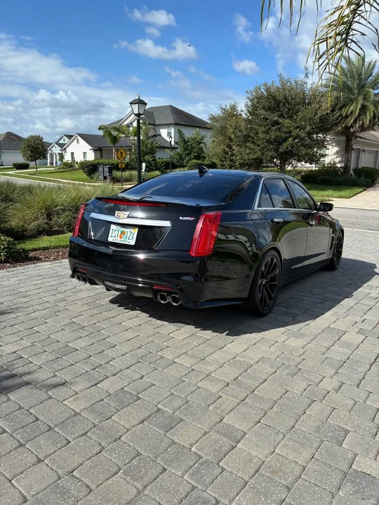 2017 Cadillac CTS-V 3rd Gen - Image 5 of 12