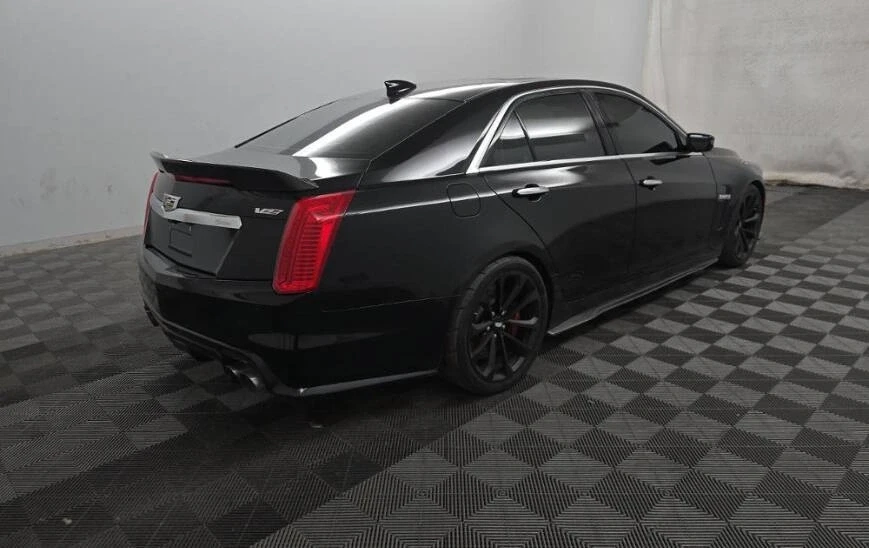 2017 Cadillac CTS-V 3rd Gen - Image 2 of 4