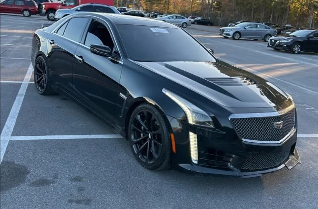 2017 Cadillac CTS-V 3rd Gen - Image 5 of 8