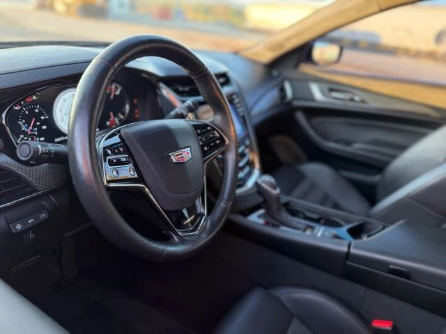 2017 Cadillac CTS-V 3rd Gen - Image 30 of 31