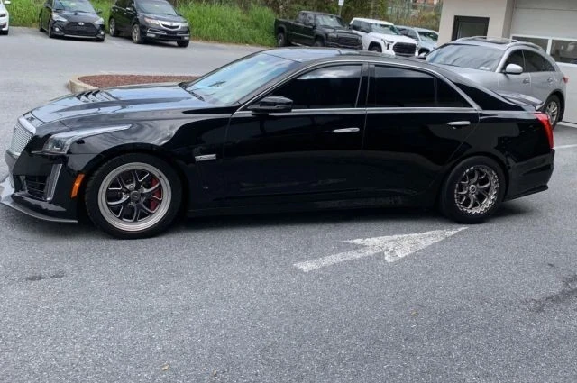 2017 Cadillac CTS-V 3rd Gen - Image 3 of 8