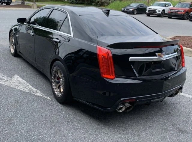 2017 Cadillac CTS-V 3rd Gen - Image 5 of 8
