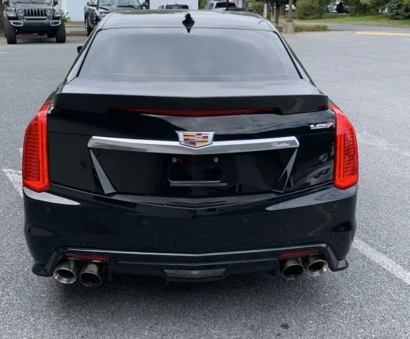 2017 Cadillac CTS-V 3rd Gen - Image 6 of 8