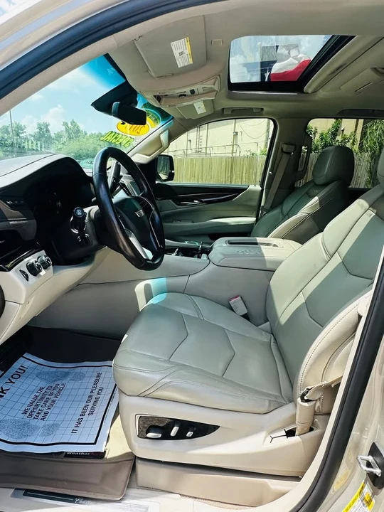2017 Cadillac Escalade 4th Gen - Image 4 of 6