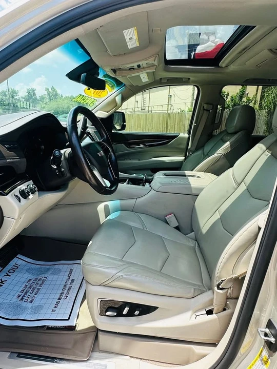 2017 Cadillac Escalade 4th Gen - Image 4 of 7