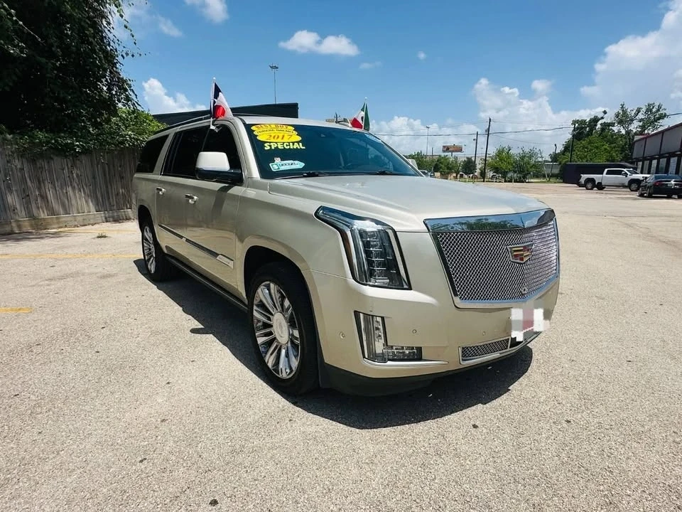 2017 Cadillac Escalade 4th Gen - Image 3 of 7