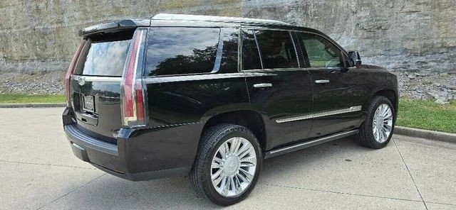 2017 Cadillac Escalade 4th Gen - Image 7 of 20