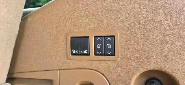 2017 Cadillac Escalade 4th Gen - Image 18 of 20