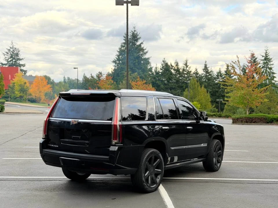 2017 Cadillac Escalade 4th Gen - Image 3 of 14