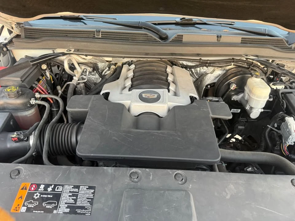 2017 Cadillac Escalade 4th Gen - Image 16 of 17