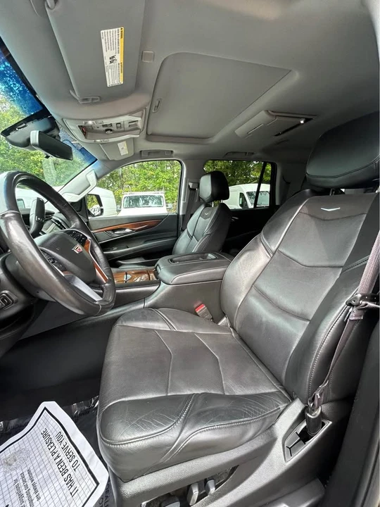 2017 Cadillac Escalade 4th Gen - Image 4 of 6