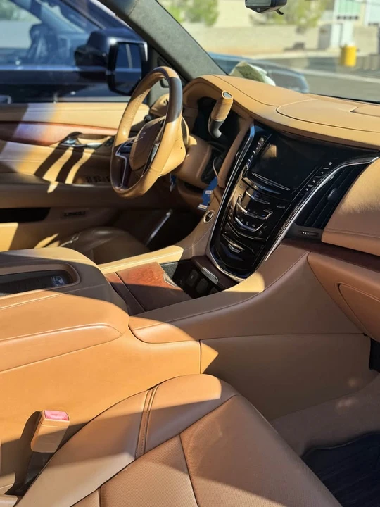 2017 Cadillac Escalade 4th Gen - Image 6 of 10