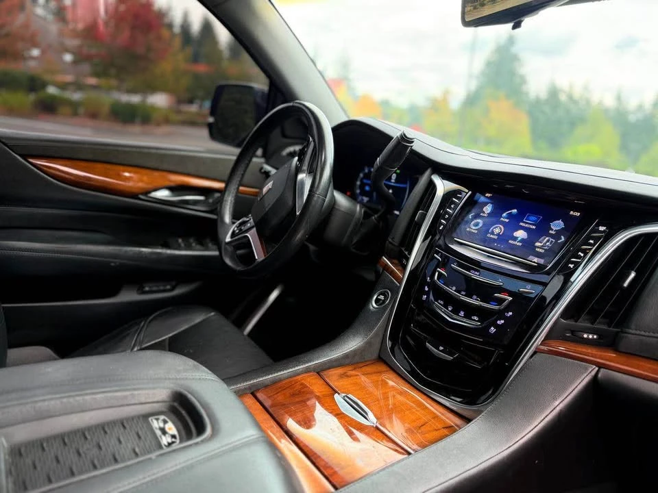 2017 Cadillac Escalade 4th Gen - Image 13 of 14