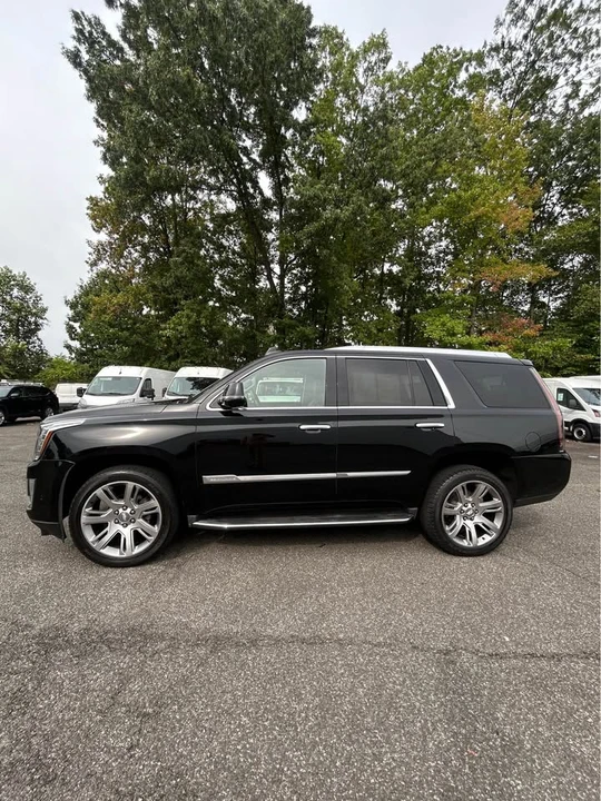 2017 Cadillac Escalade 4th Gen - Image 2 of 6
