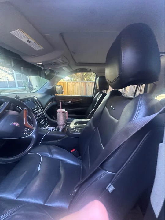 2017 Cadillac Escalade 4th Gen - Image 7 of 8