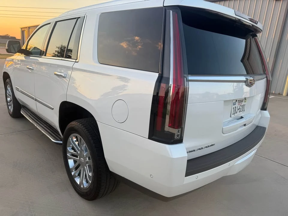 2017 Cadillac Escalade 4th Gen - Image 5 of 17