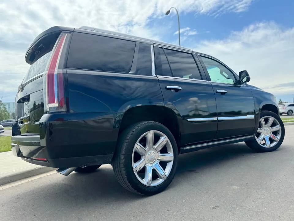 2017 Cadillac Escalade 4th Gen - Image 3 of 17