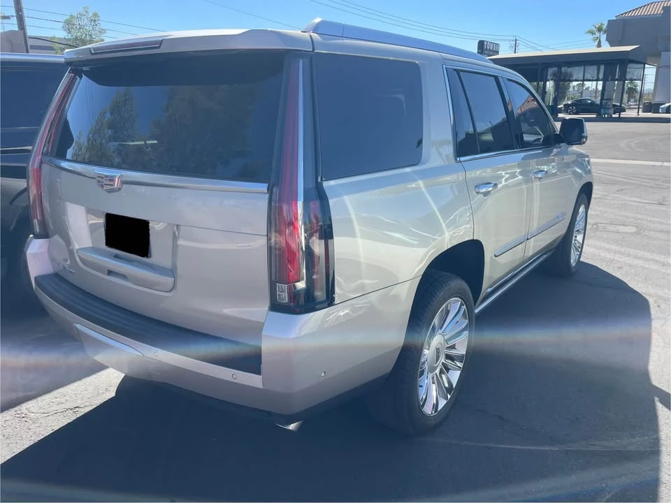 2017 Cadillac Escalade 4th Gen - Image 4 of 10